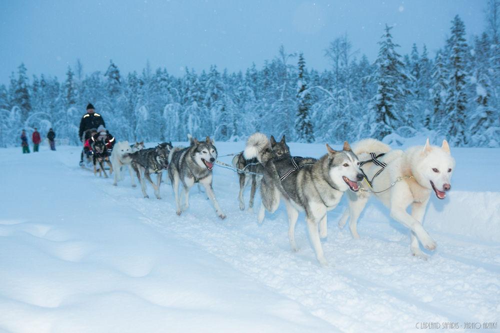 Lapland Hotels Snowvillage Яллас'ярві Екстер'єр фото